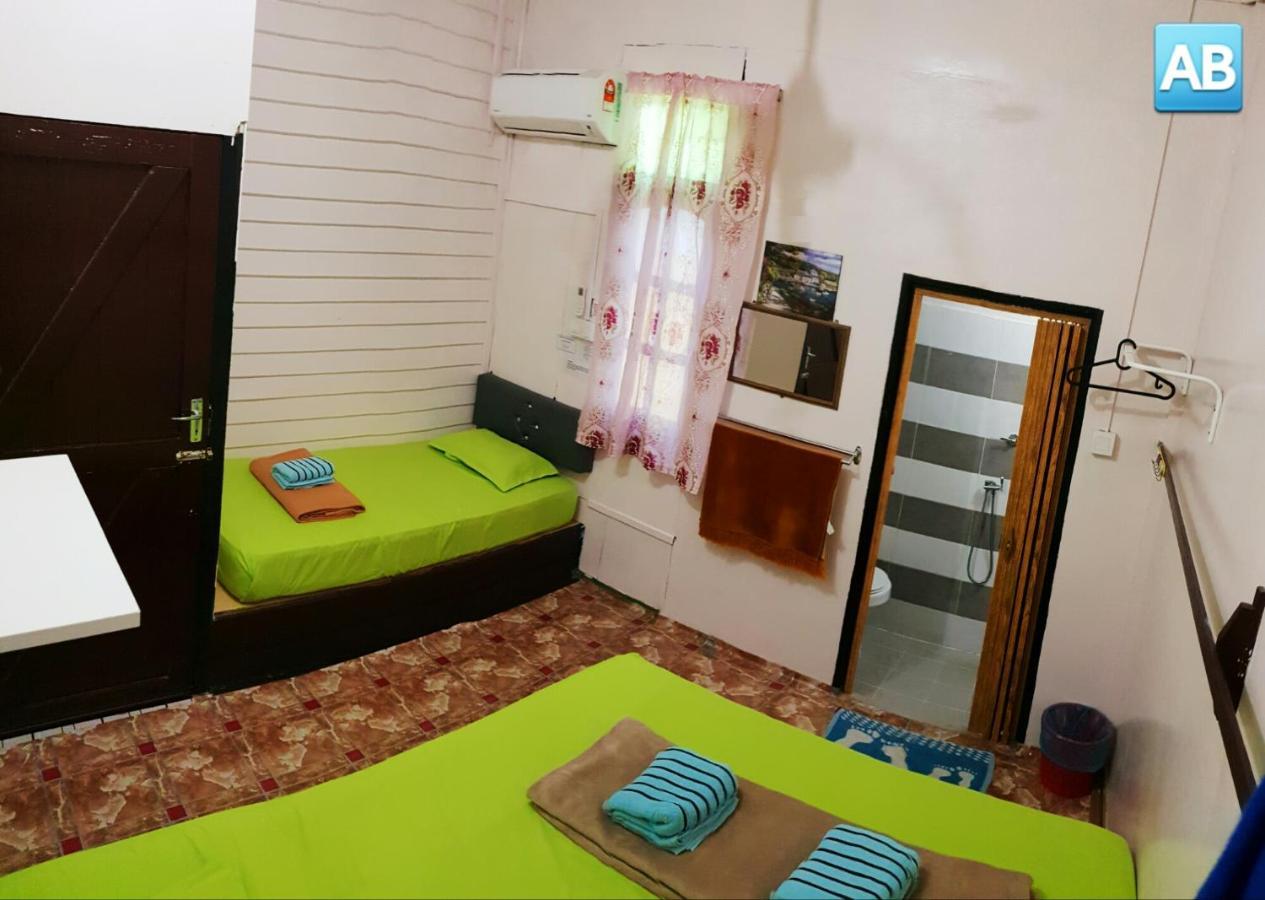 Perhentian Ab Guest House Kampong Pasir Hantu エクステリア 写真